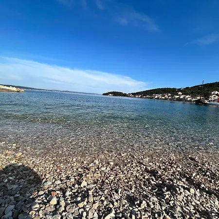 Apartamento Fijersa - Serene Seaview Retreat