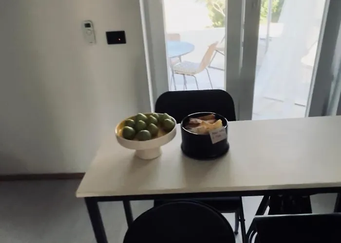 아파트 Fijersa - Serene Seaview Retreat